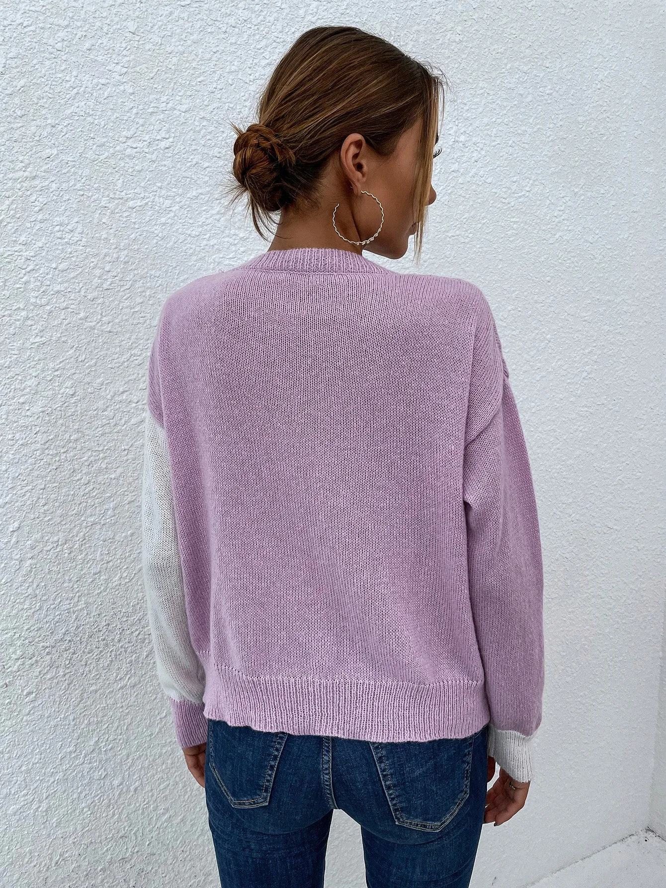 White & Purple Contrast Color Knitted Sweater MYDU936FE